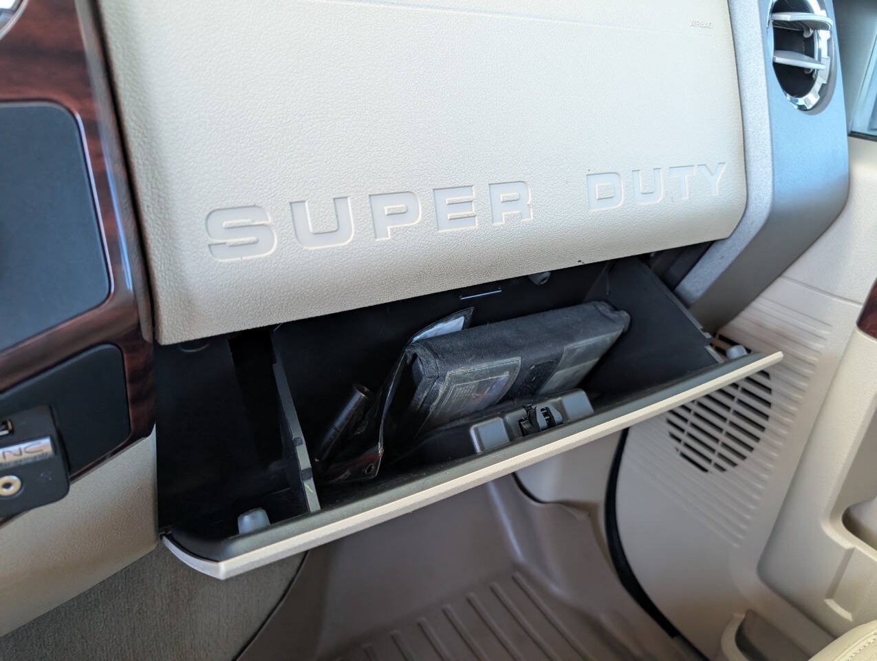 Used 2010 Ford F250 Lariat AWD/4WD image 31