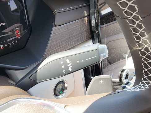 New 2026 GMC Acadia Denali w/ Super Cruise Package FWD image 24