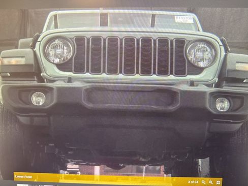 Used 2024 Jeep Wrangler Sport S image 3