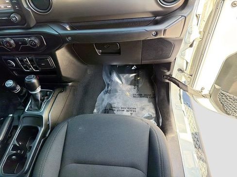 Used 2020 Jeep Gladiator Sport w/ Quick Order Package 24S AWD/4WD image 17