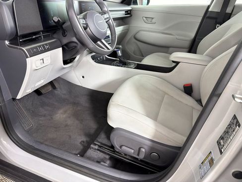Used 2024 Hyundai Kona SEL AWD/4WD image 9