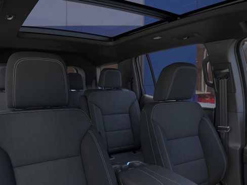 New 2026 Chevrolet Traverse LT w/ Sun and Wheel Package image 24