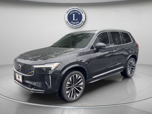 Used 2026 Volvo XC90 B6 Plus w/ Protection Package AWD/4WD image 1