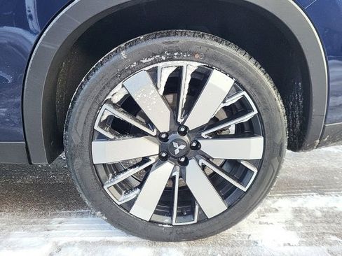 Used 2025 Mitsubishi Outlander SE image 18