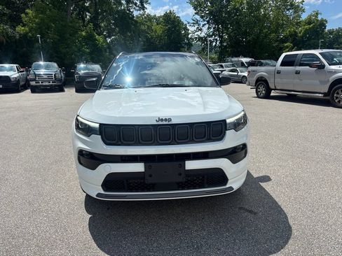 Used 2022 Jeep Compass High Altitude AWD/4WD image 2