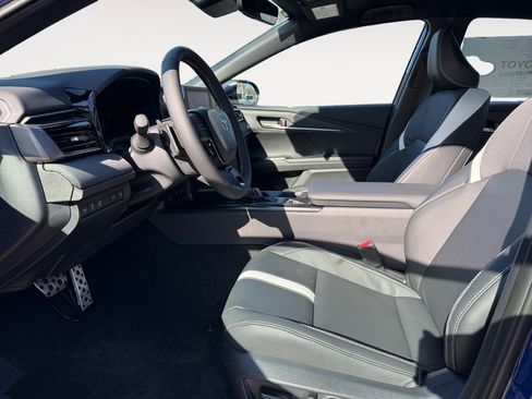 New 2026 Toyota Camry SE AWD/4WD image 9