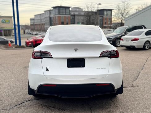 Used 2023 Tesla Model Y Long Range image 5