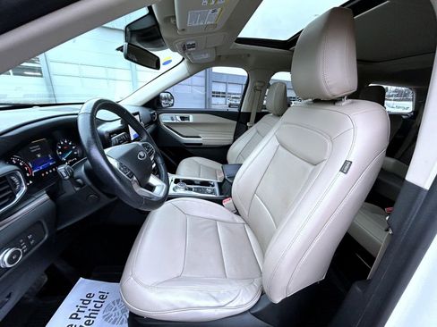 Used 2021 Ford Explorer Limited w/ Equipment Group 301A image 10