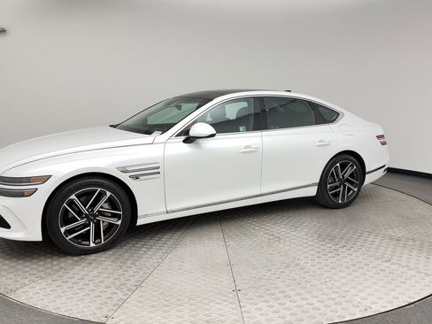 Certified 2025 Genesis G80 2.5T Advanced AWD/4WD image 6