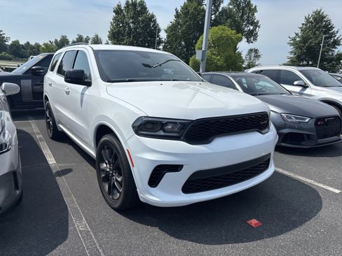 Used 2025 Dodge Durango GT w/ Blacktop Package RWD image 7