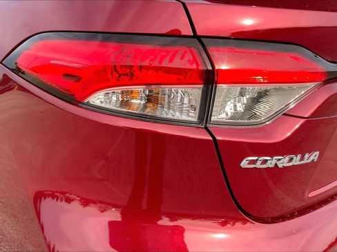 Certified 2026 Toyota Corolla SE w/ SE Premium Package FWD image 28