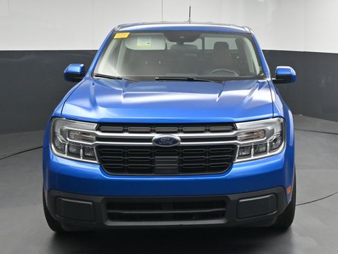 Used 2022 Ford Maverick Lariat w/ Lariat Luxury Package image 2