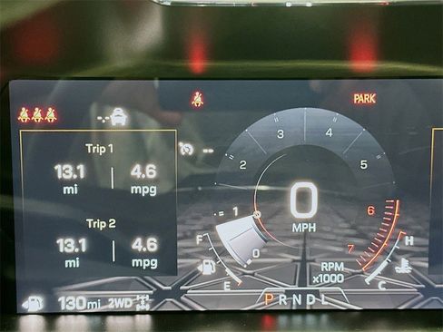 New 2025 GMC Canyon Elevation w/ Convenience Package image 11