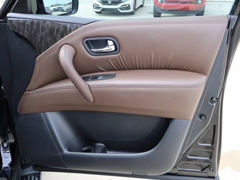 Used 2024 Nissan Armada Platinum w/ Captain's Chairs Package AWD/4WD image 44