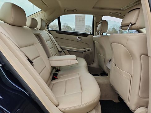 Used 2016 Mercedes-Benz E 350 4MATIC Sedan image 14