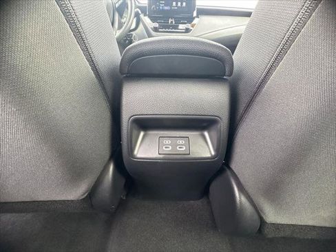 Certified 2025 Toyota Corolla LE image 12