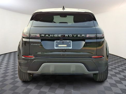 Used 2025 Land Rover Range Rover Evoque S image 4