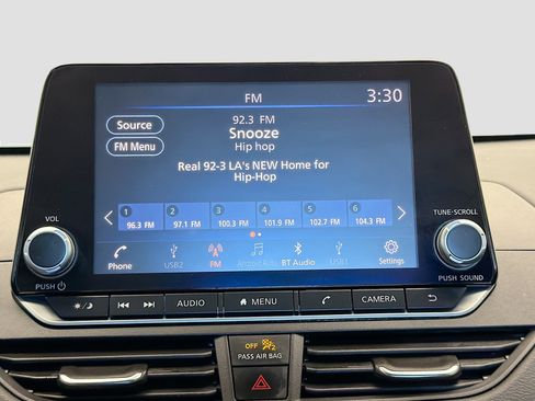 Used 2022 Nissan Altima 2.5 SR w/ Midnight Edition Package image 9