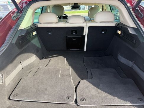 Used 2017 Maserati Levante S image 31