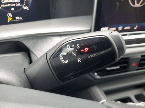 New 2026 Volkswagen Tiguan S FWD image 22