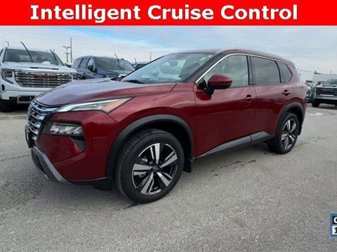 Used 2024 Nissan Rogue SL image 5