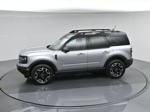 Certified 2022 Ford Bronco Sport Outer Banks w/ Tech Package AWD/4WD image 47