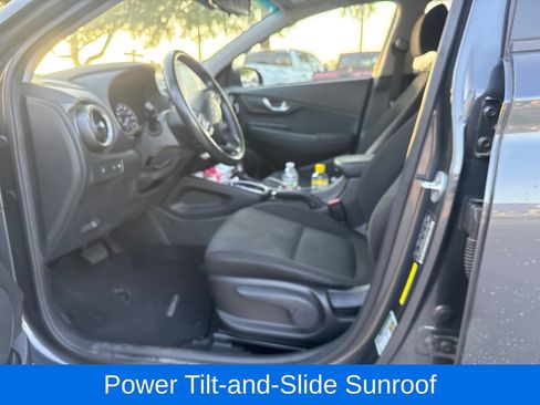 Used 2022 Hyundai Kona SEL w/ Convenience Package FWD image 6