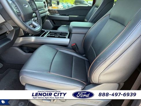 Used 2026 Ford F250 Lariat w/ Black Appearance Package AWD/4WD image 7