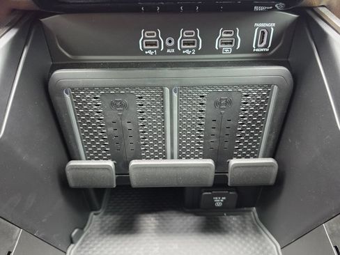 New 2026 RAM 2500 Limited AWD/4WD image 30