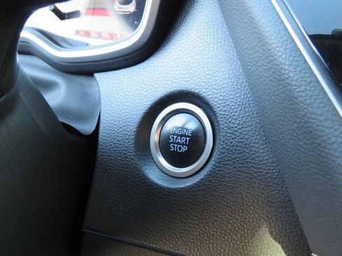 Used 2022 Toyota Corolla SE image 25