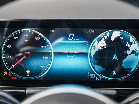 Used 2022 Mercedes-Benz GLA 250 GLA 250 image 21