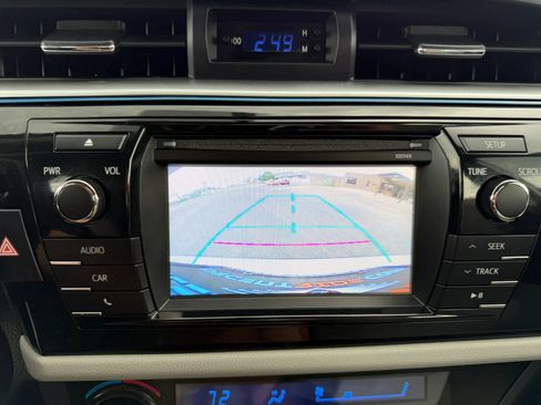 Used 2015 Toyota Corolla LE FWD image 20