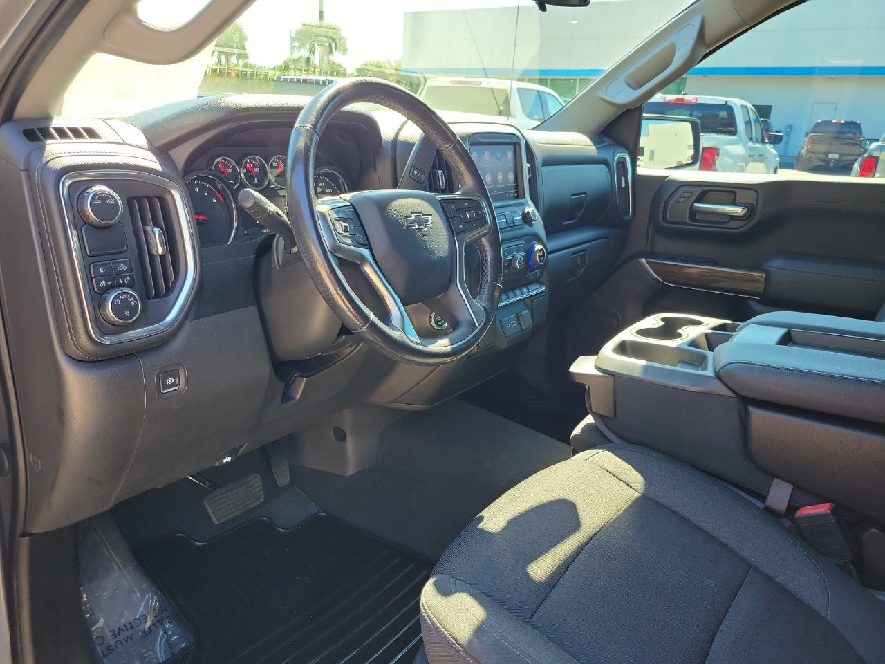 Used 2020 Chevrolet Silverado 1500 RST w/ All-Star Edition RWD image 14