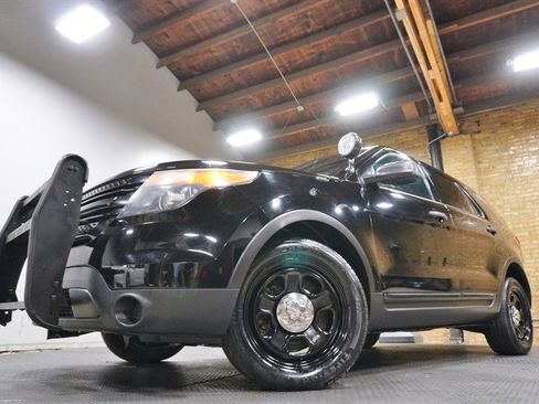 Used 2014 Ford Explorer 4WD Police Interceptor w/ 2-tone Vinyl Package #1 image 3