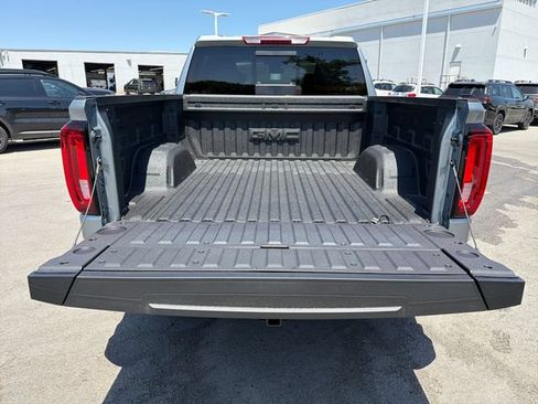 New 2026 GMC Sierra 1500 SLT w/ SLT Premium Plus Package AWD/4WD image 25