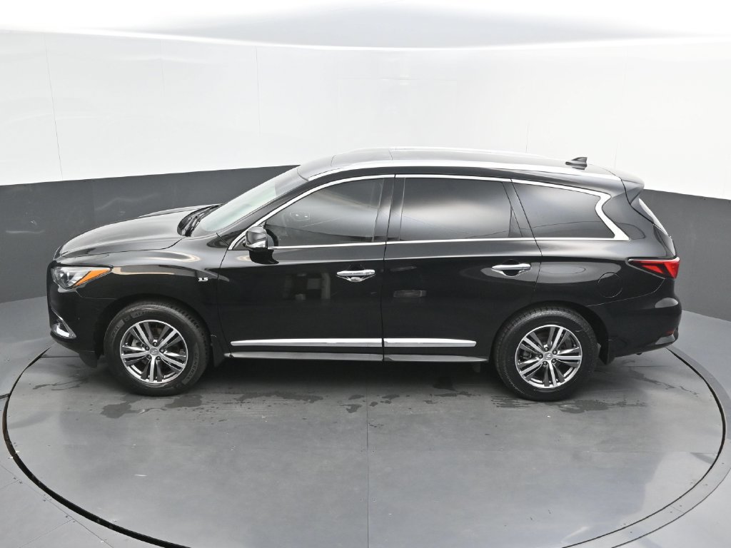 Used 2020 INFINITI QX60 Luxe w/ Essential Package FWD image 30