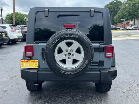 Used 2014 Jeep Wrangler Unlimited Sport w/ Quick Order Package 24S AWD/4WD image 5