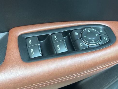 Used 2023 Cadillac XT5 Sportv AWD/4WD image 13