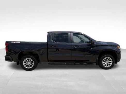 Used 2023 Chevrolet Silverado 1500 RST AWD/4WD image 19