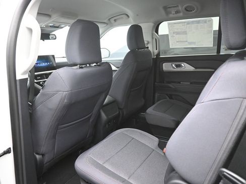 New 2026 Ford Explorer Active RWD image 25