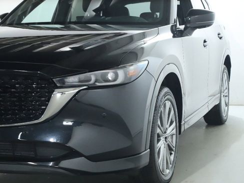 Used 2023 MAZDA CX-5 Signature AWD/4WD image 4