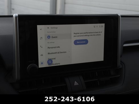 Used 2024 Toyota RAV4 XLE w/ Convenience Package image 18