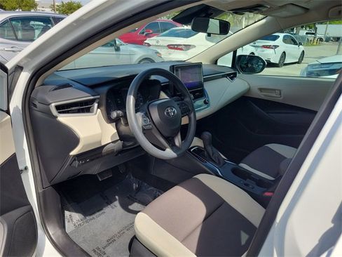 Used 2023 Toyota Corolla LE image 9