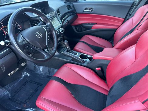 Used 2020 Acura ILX image 9