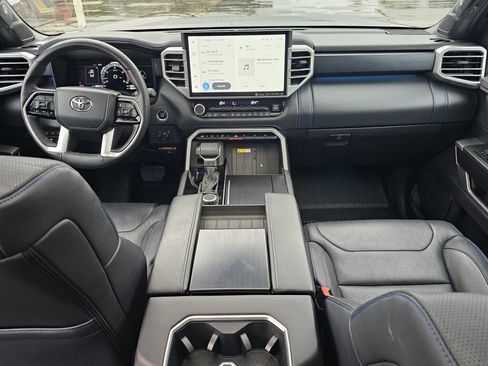 Used 2023 Toyota Tundra Platinum image 16