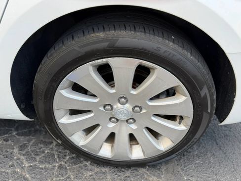 Used 2016 Buick LaCrosse Leather AWD/4WD image 21