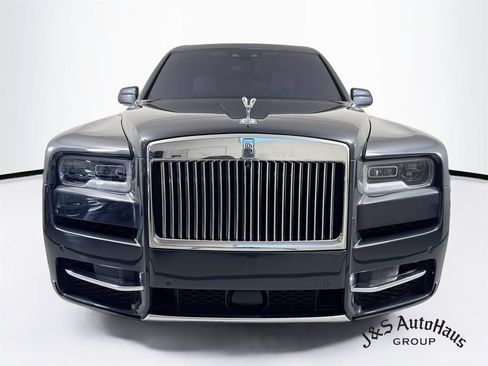 Used 2019 Rolls-Royce Cullinan AWD/4WD image 2