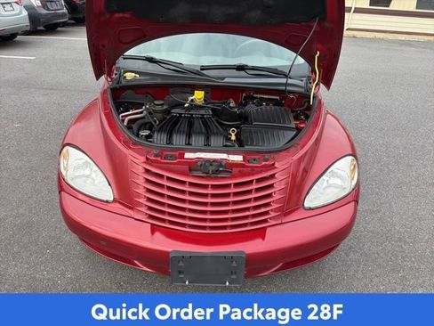 Used 2005 Chrysler PT Cruiser Touring w/ Moonroof Group FWD image 12