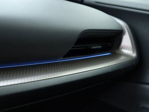 Used 2025 Toyota Prius XLE image 27