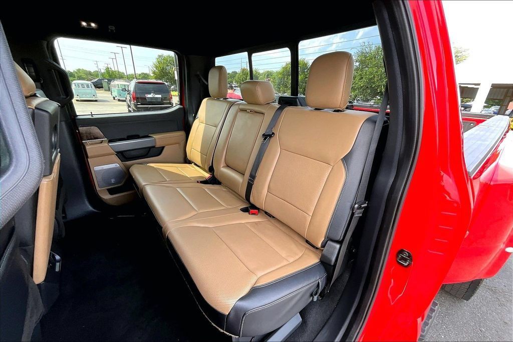Used 2023 Ford F450 Lariat w/ FX4 Off-Road Package AWD/4WD image 25
